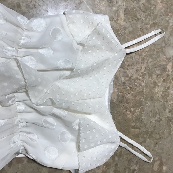 JessicaSimpsonCollection - Picture 2 of 9